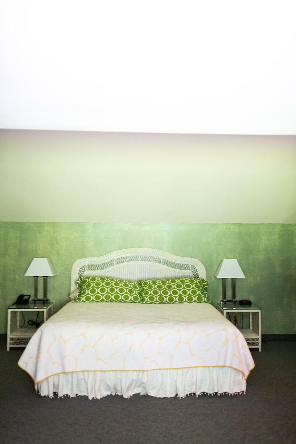 Inn At Iron Masters Lakeville Екстериор снимка